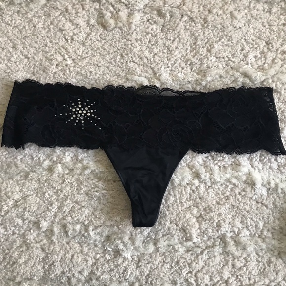 🛒 LAST CALL‼️ Victoria's Secret Very Sexy Rhinestones Bra & Panties - Picture 2 of 5